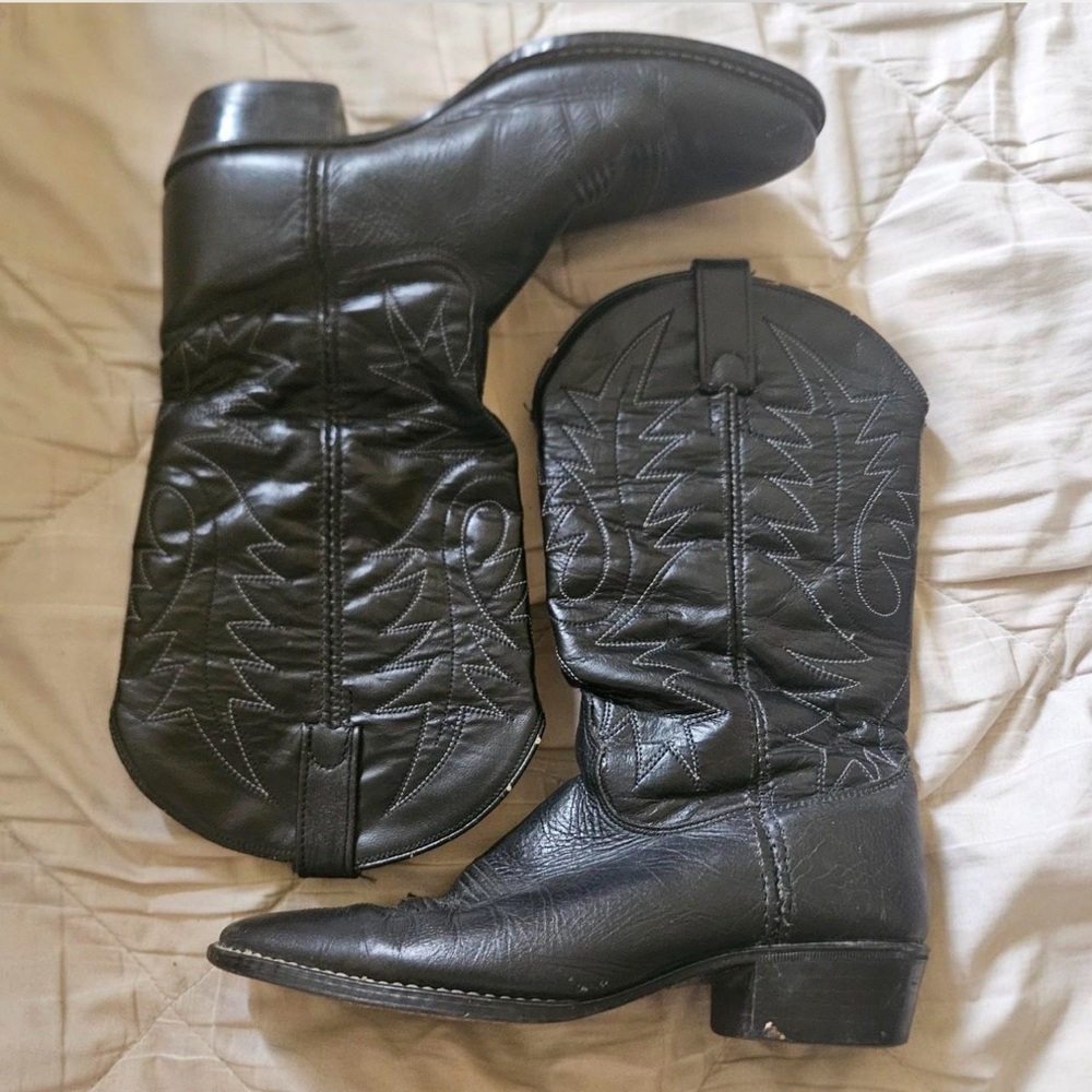 Black Cowboy Boots